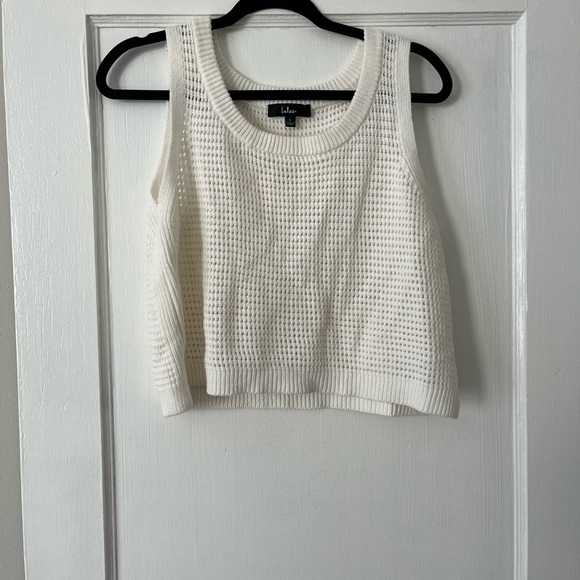 Cropped Sweater Tank - Picture 4 of 7